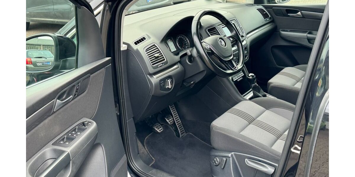VW Sharan 167.700 km 15.800 &euro; Remscheid 42897