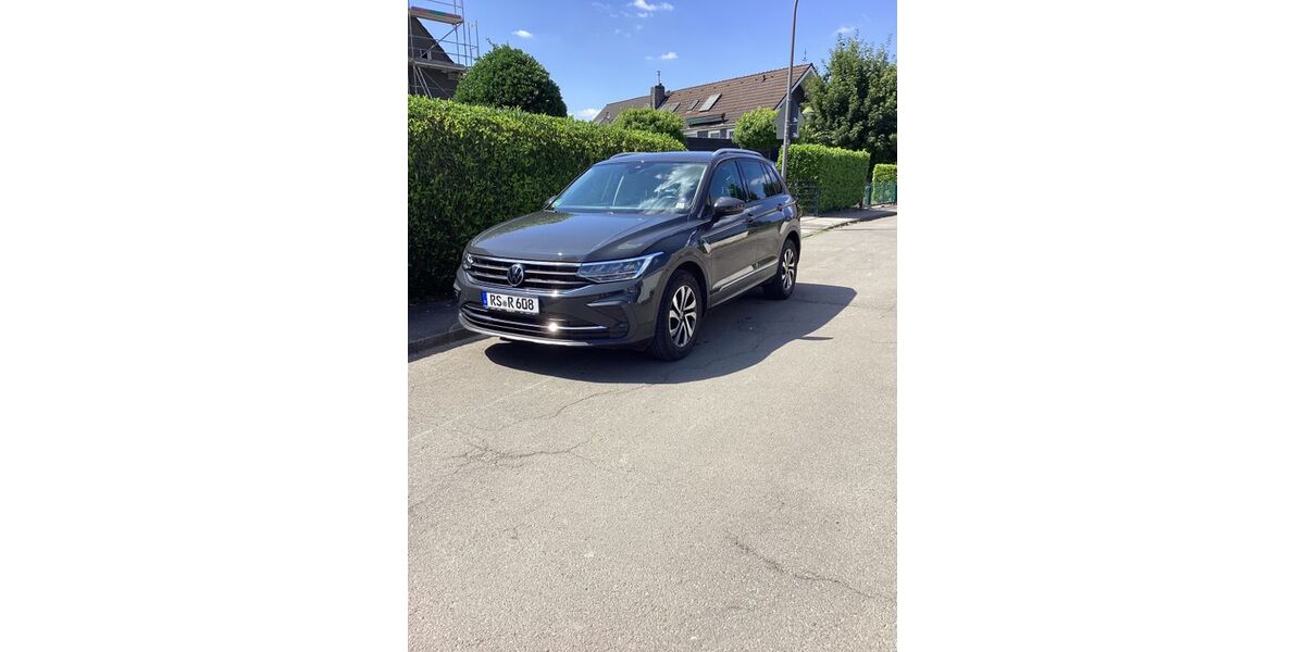 VW Tiguan 84.700 km 25.499 &euro; Remscheid 42897