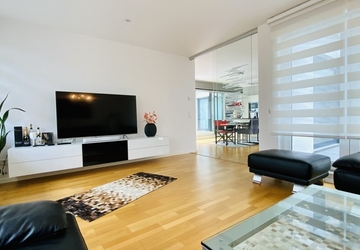 Wohnen auf einer Ebene Moderne, hochwertige 3 Zimmer-Wohnung mit Bungalow-Charakter - Wohnung Düsseldorf Heerdt | Angebot:27239620