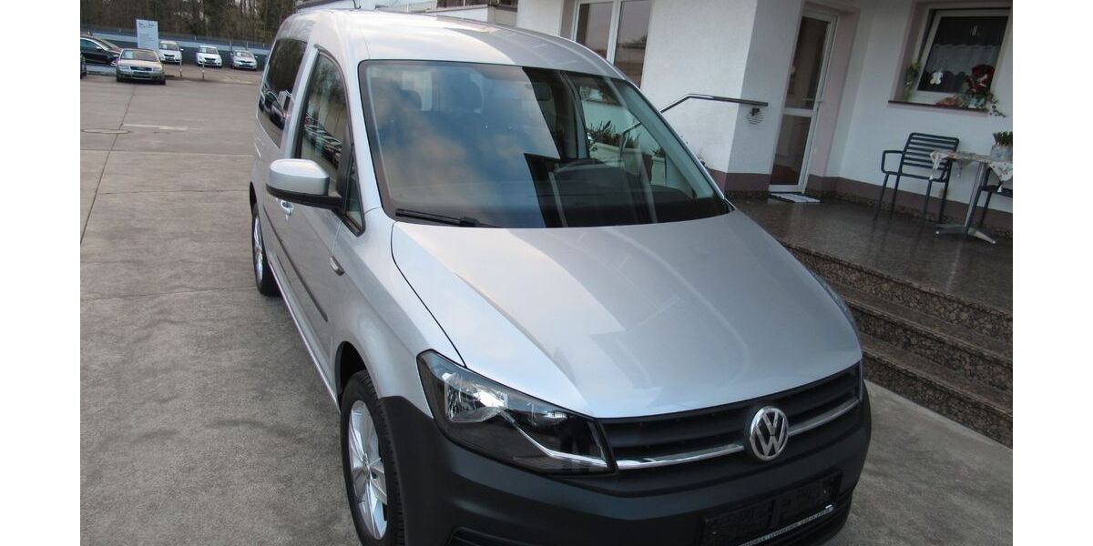 VW Caddy 90.800 km 13.300 &euro; Leverkusen 51371
