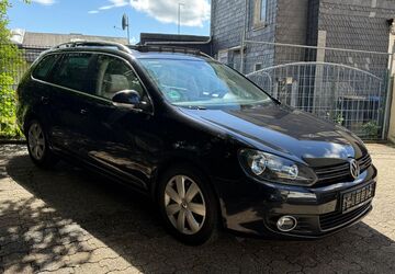 VW Golf 198.000 km 5.500 &euro; Remscheid 42855
