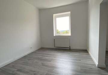Wohnung Wuppertal Elberfeld - 3 Zimmer, 75 m&sup2;, 750&euro; | Angebot:27162168