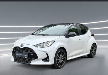 Toyota Yaris 8.850 km 24.990 &euro; Remscheid 42859