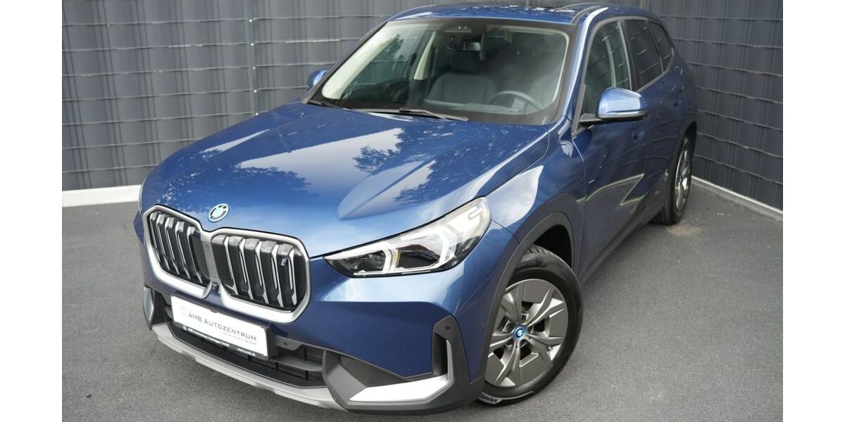 BMW iX1 41.091 km 36.999 &euro; Dormagen 41539
