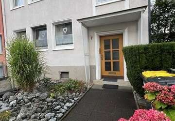 Wohnung Wuppertal Barmen - 3 Zimmer, 80 m&sup2;, 600&euro; | Angebot:27307999