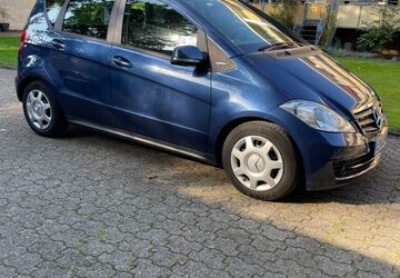 Mercedes-Benz A 160 236.000 km 1.200 &euro; Leverkusen 51375