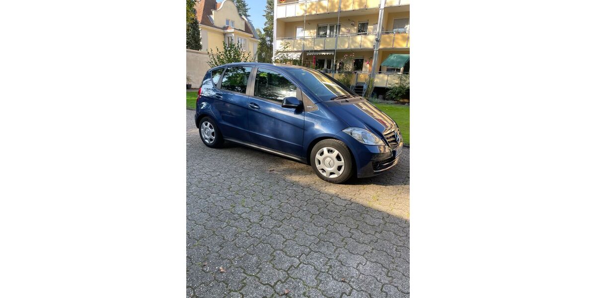 Mercedes-Benz A 160 236.000 km 1.200 &euro; Leverkusen 51375