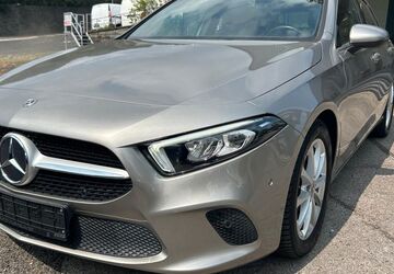 Mercedes-Benz A 180 93.128 km 18.950 &euro; Remscheid 42853