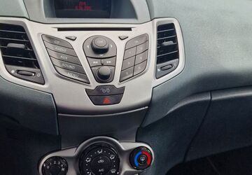 Ford Fiesta 221.427 km 1.799 &euro; Leverkusen 51371