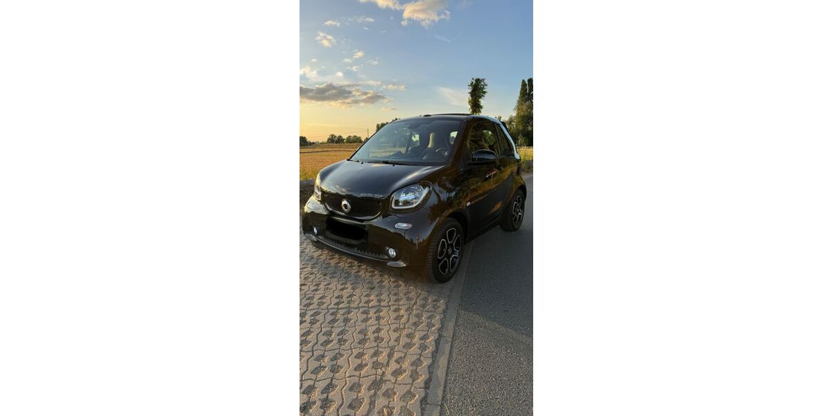 Smart ForTwo 50.500 km 9.200 &euro; Düsseldorf 40547