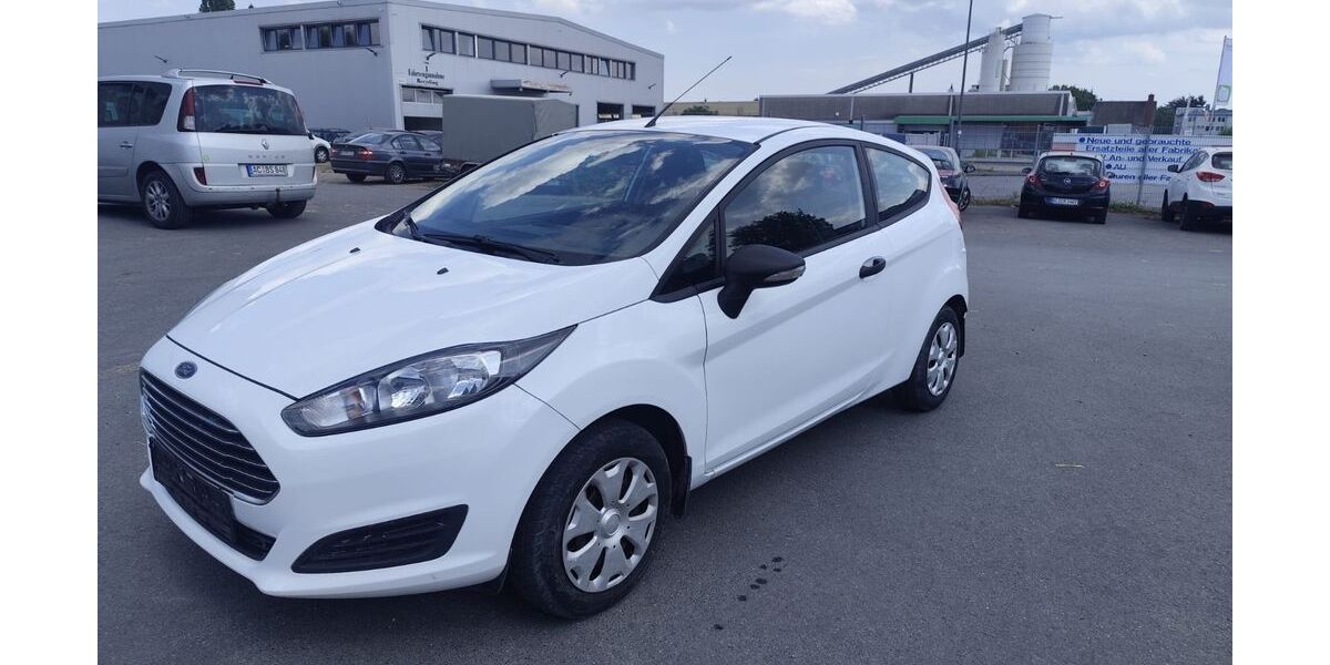 Ford Fiesta 133.000 km 2.950 &euro; Ennepetal 58256