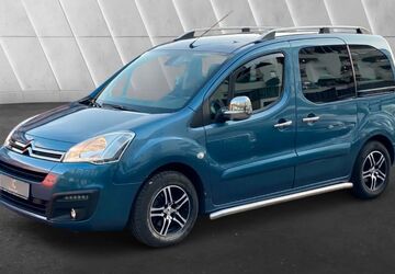 Citroen Berlingo 128.928 km 9.900 &euro; Düsseldorf 40233