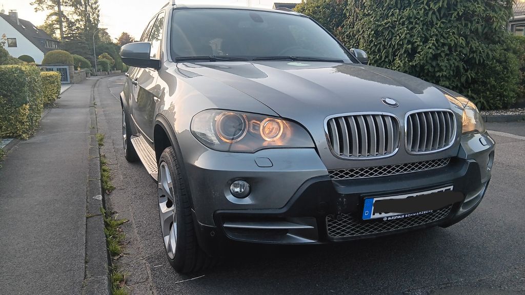 BMW X5 288.356 km 10.999 &euro; Remscheid 42853
