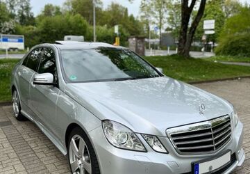 Mercedes-Benz E 350 168.000 km 16.999 &euro; Remscheid 42855