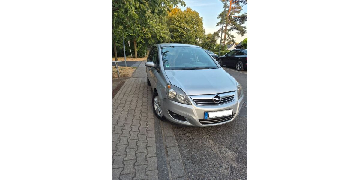 Opel Zafira 157.000 km 3.500 &euro; Düsseldorf 40489