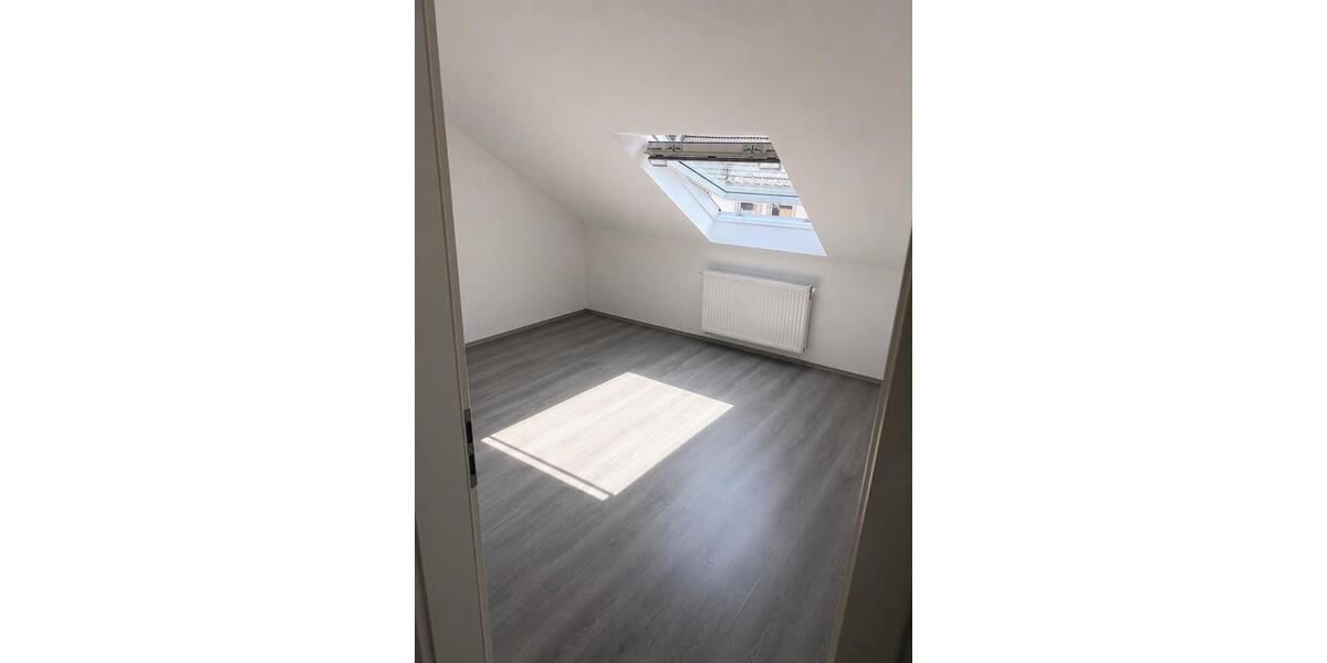 Dachgeschoßwohnung Hagen Dahl - 2 Zimmer, 40 m&sup2;, 420&euro; | Angebot:26692992