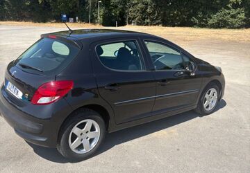 Peugeot 207 106.000 km 3.700 &euro; Dormagen 41542