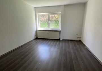 Wohnung Remscheid Lüttringhausen - 3 Zimmer, 65 m&sup2;, 500&euro; | Angebot:26462521