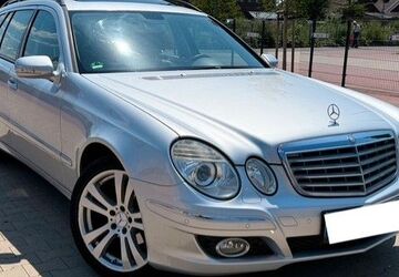 Mercedes-Benz E 280 205.443 km 7.999 &euro; Remscheid 42857
