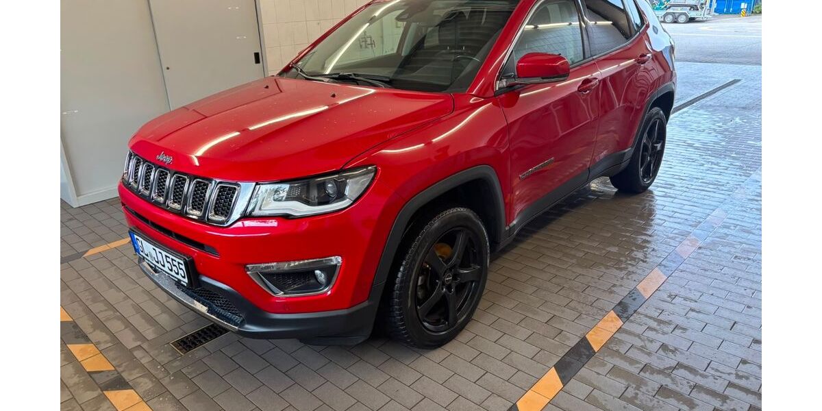 Jeep Compass 83.000 km 19.500 &euro; Remscheid 42855