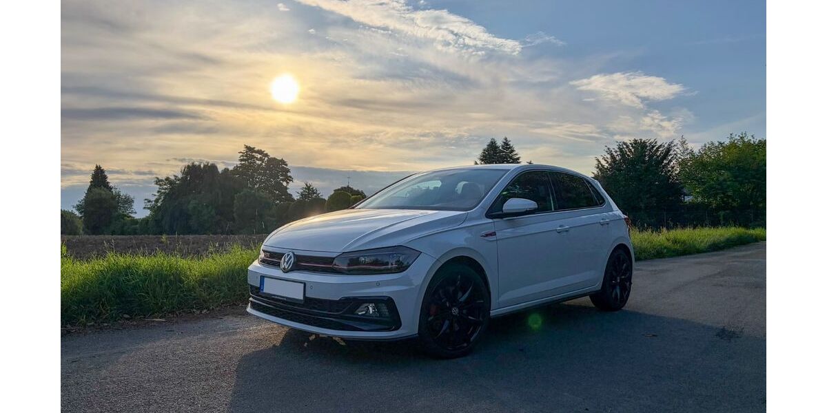 VW Polo 82.000 km 19.500 &euro; Düsseldorf 40629