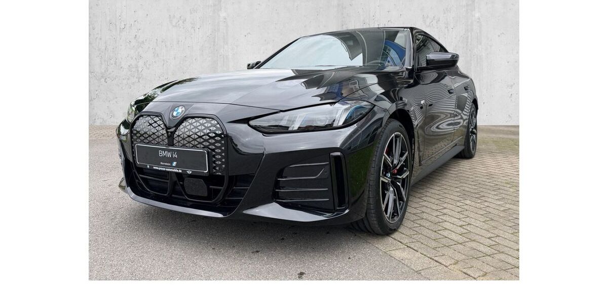 BMW i4 1.900 km 71.990 &euro; Hagen 58119