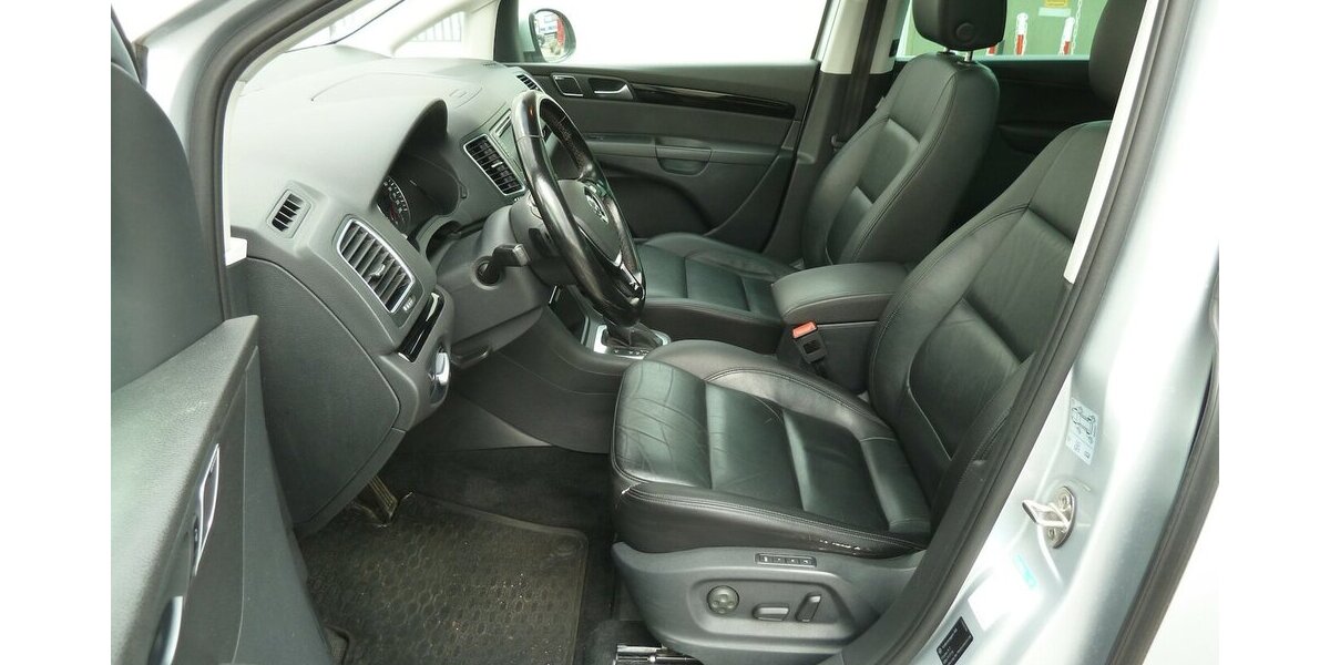 VW Sharan 2.0 TDI DSG Panorama Navi Leder 7 Sitze + 175.000 km 16.900 &euro; Ratingen 40885