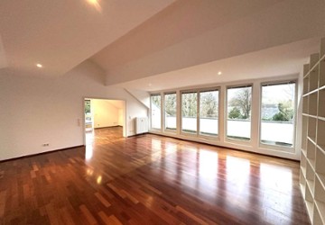 Wohnung Düsseldorf-Stockum Stockum - 3 Zimmer, 130 m&sup2;, 1.690&euro; | Angebot:27014180