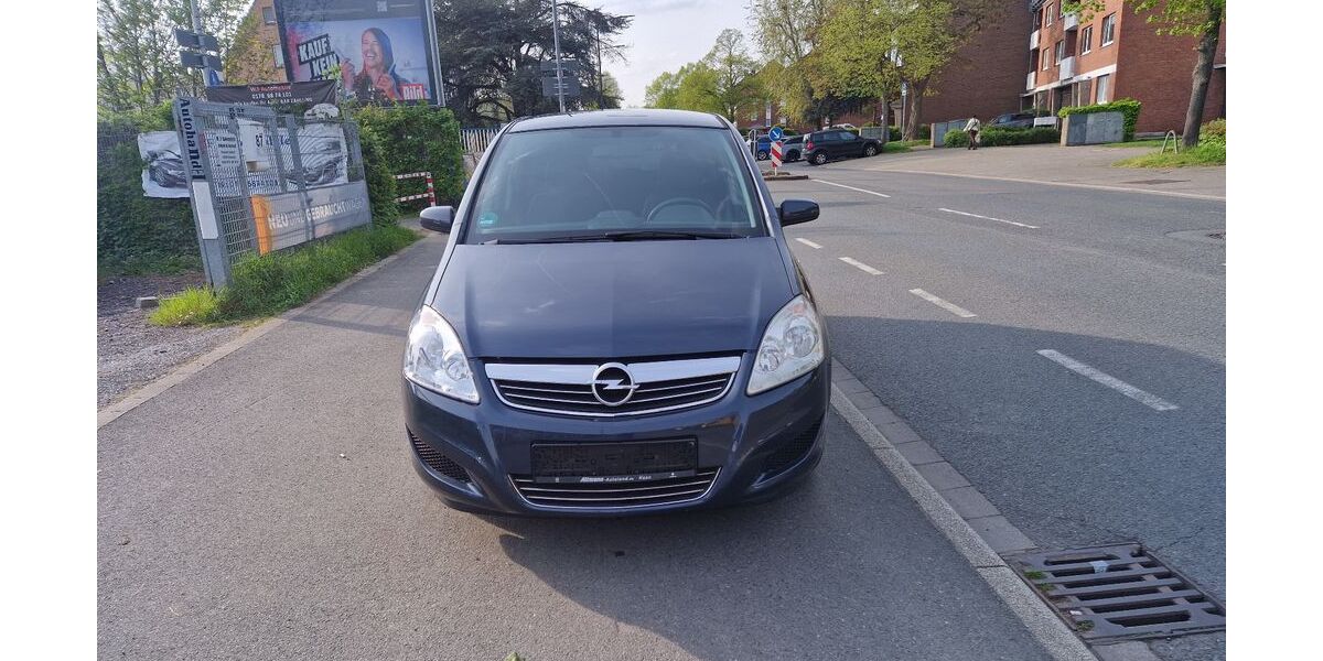 Opel Zafira 145.691 km 4.999 &euro; Düsseldorf 40549