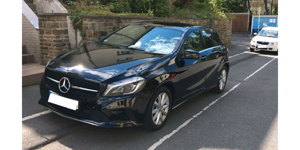 Mercedes-Benz A 180 96.000 km 13.000 &euro; Wuppertal 42369