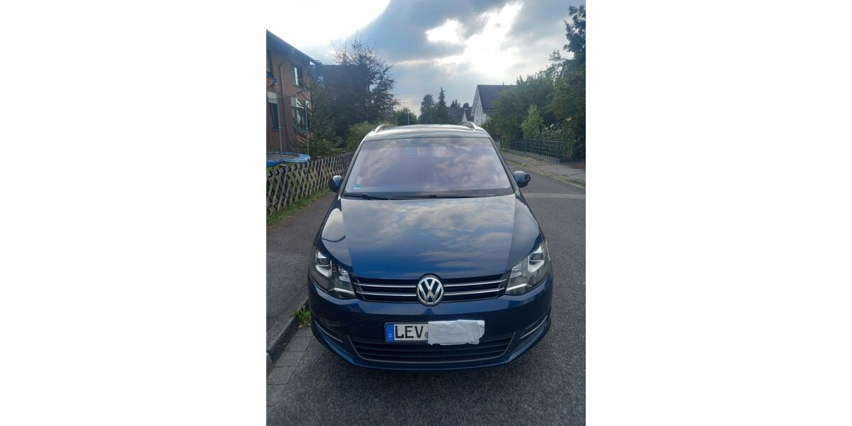 VW Sharan 256.000 km 8.299 &euro; leverkusen 51375