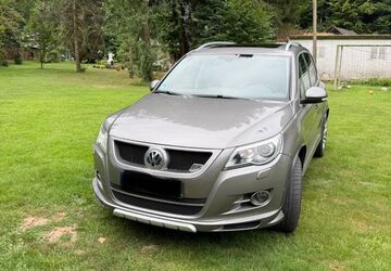 VW Tiguan 178.000 km 8.400 &euro; Remscheid 42857