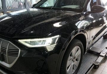 Audi e-tron 84.490 km 31.629 &euro; Hagen 58091