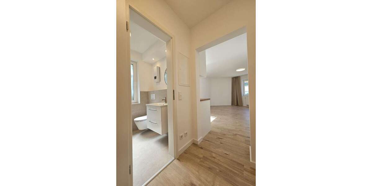 Etagenwohnung Düsseldorf Unterbilk - 1 Zimmer, 35 m&sup2;, 900&euro; | Angebot:27310339
