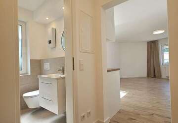 Wohnung Düsseldorf Unterbilk - 1 Zimmer, 35 m&sup2;, 900&euro; | Angebot:27310339