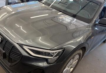 Audi e-tron 49.042 km 30.736 &euro; Hagen 58091