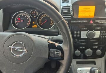 Opel Zafira 138.500 km 6.900 &euro; Düsseldorf 40239