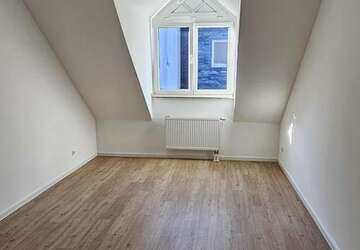 Wohnung Ratingen - 4 Zimmer, 116 m&sup2;, 1.250&euro; | Angebot:27246325
