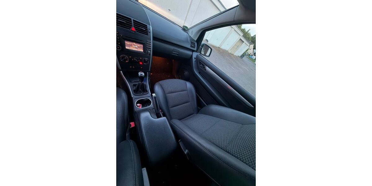 Mercedes-Benz A 160 312.000 km 1.900 &euro; Radevormwald 42477