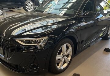 Audi e-tron 49.997 km 35.886 &euro; Hagen 58091