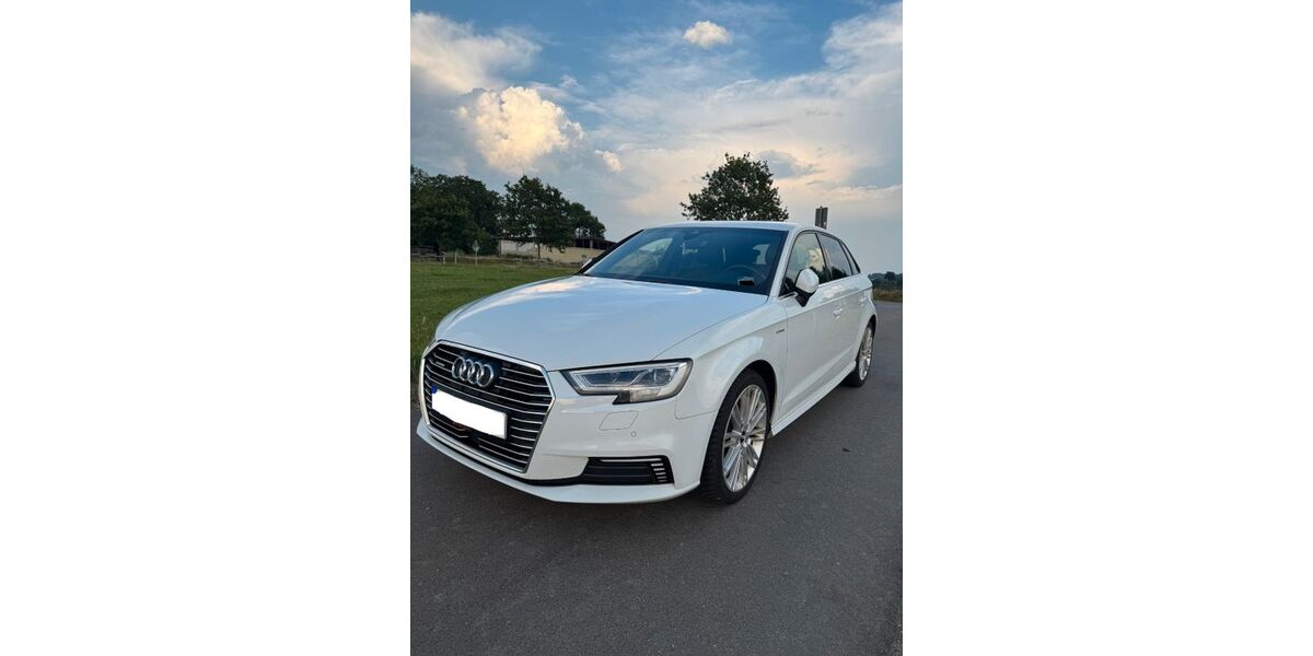 Audi A3 115.000 km 15.600 &euro; Remscheid 42859
