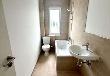 Wohnung Wuppertal Arrenberg - 2 Zimmer, 68 m&sup2;, 600&euro; | Angebot:27270956