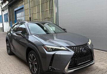 Lexus UX 28.131 km 23.490 &euro; Düsseldorf 40231