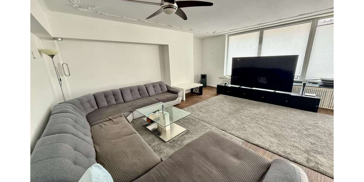 Etagenwohnung Düsseldorf Stadtmitte - 3 Zimmer, 122 m&sup2;, 2.150&euro; | Angebot:27266161