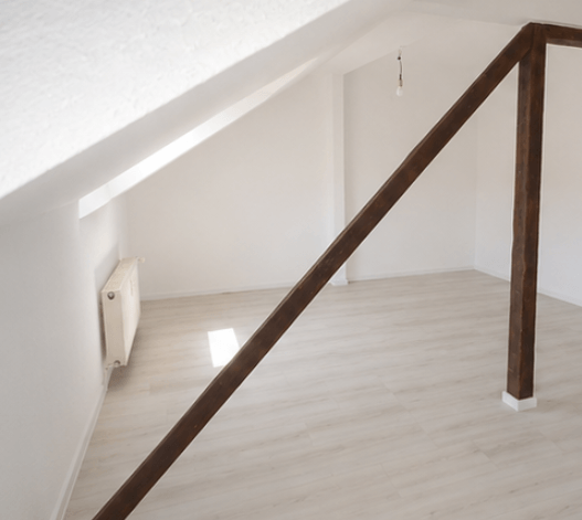 Etagenwohnung Wuppertal Gemarkung Elberfeld - 2 Zimmer, 63 m&sup2;, 610&euro; | Angebot:27278357