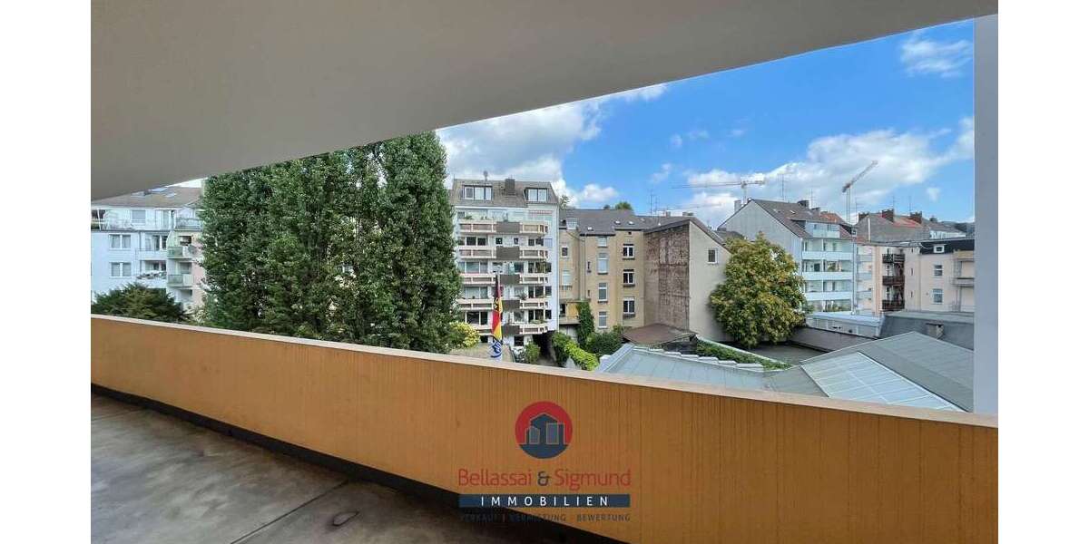 Etagenwohnung Düsseldorf Stadtmitte - 3 Zimmer, 72 m&sup2;, 1.152&euro; | Angebot:27326173