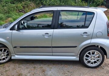 Daihatsu Sirion 150.000 km 1.950 &euro; sprockhövel 45549