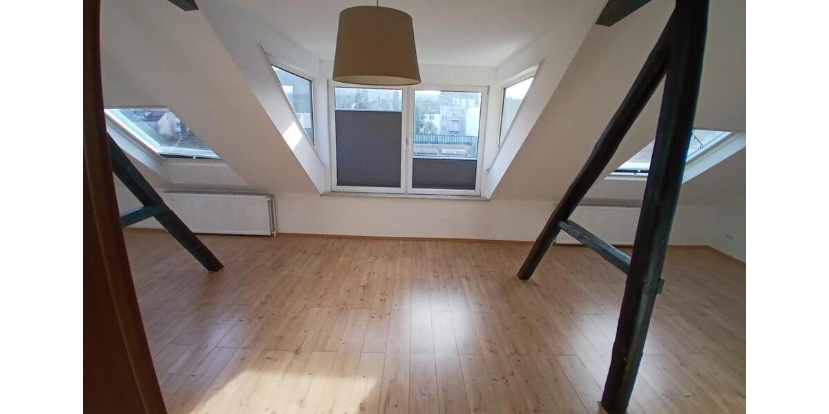 Dachgeschoßwohnung Wuppertal Gemarkung Vohwinkel - 2 Zimmer, 75 m&sup2;, 623&euro; | Angebot:25268235